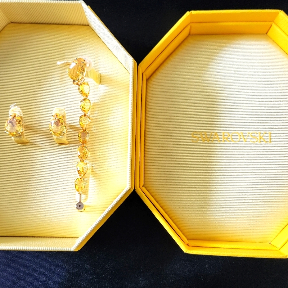 Swarovski Crystal Earrings And Cuff